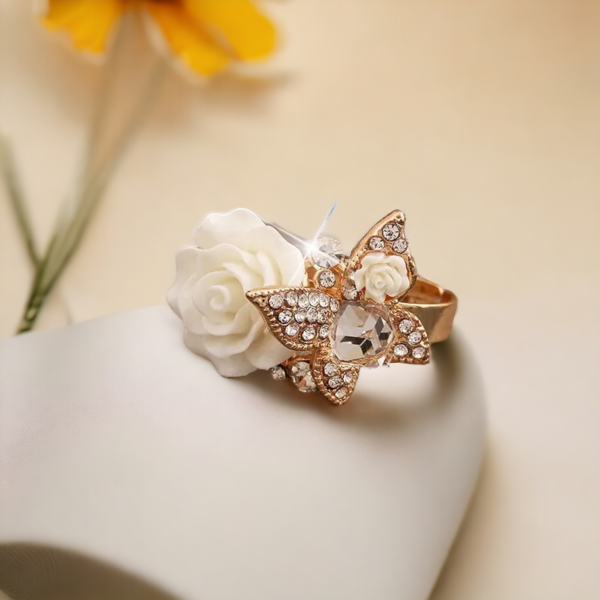 SobPai green crystal ring with rose and butterfly design"