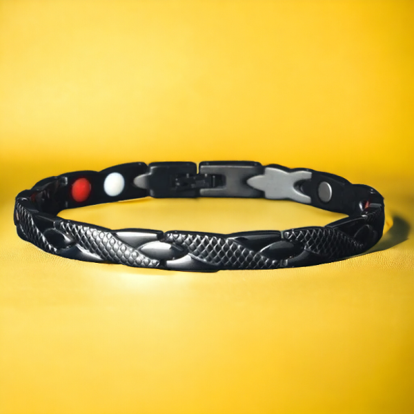 Slimming magnetic therapy bracelet in black for weight loss and energy boost