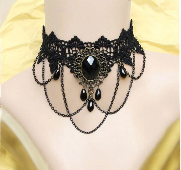 Fashion Gothic Choker Necklace in Lace with Tassel Pendant