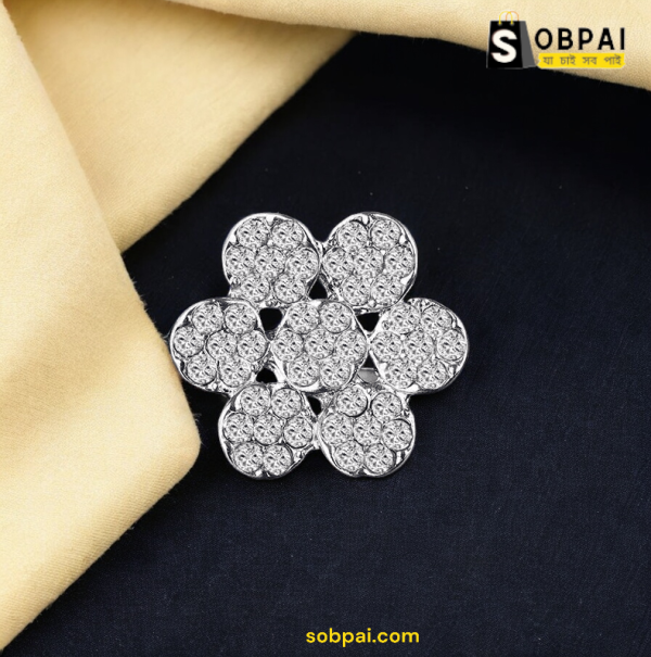 SobPai Vintage Diamond Flower Ring Front View