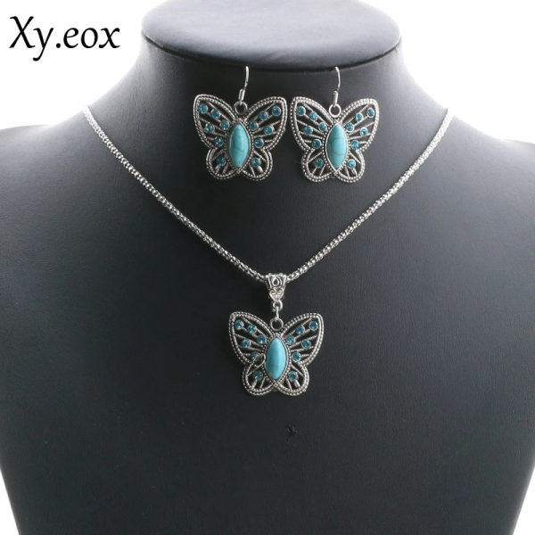 Vintage turquoise silver butterfly pendant necklace by SobPai"