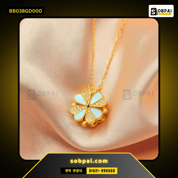 Trendy four-leaf clover necklace with magnetic zircon pendant