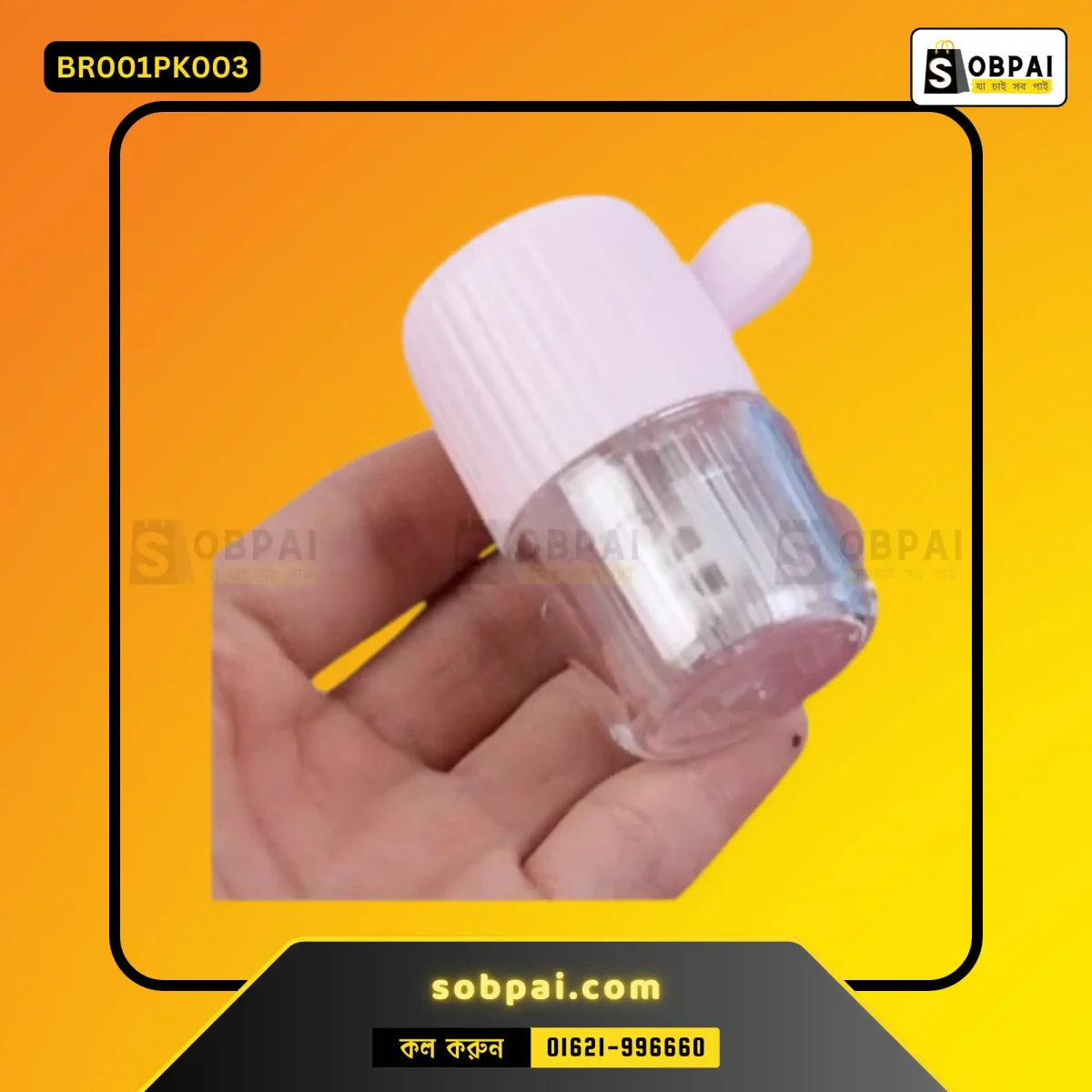 Lightweight lens cleaning device for easy portability.