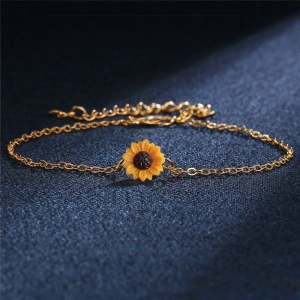 SobPai 5pcs/lot Jewellery Set for Women - Sunflower Accessories Set Including Necklace, Earrings, Ring, and Bracelet - Perfect Gifts for Women and Girls