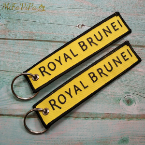 SobPai MiFaViPa 2 PCS/Lot Fashion Trinkets Key Chains Boeing A320 Key Chain Yellow Engineer Embroidery llavero for Men Christmas Gift