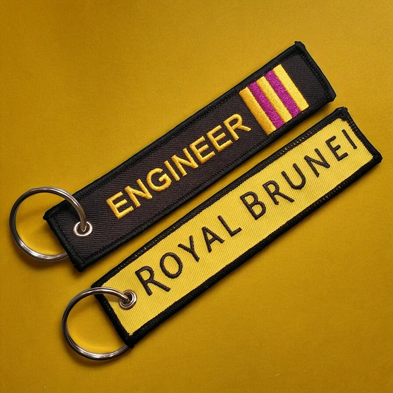 SobPai MiFaViPa 2 PCS/Lot Fashion Trinkets Key Chains Boeing A320 Key Chain Yellow Engineer Embroidery llavero for Men Christmas Gift