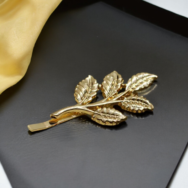 Elegant Olive Branch Leaves Pearl Metal Hair Clip - SobPai | Fashionable Headdress Accessories for Women