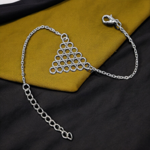 SobPai Women's Triangular Design Bracelet - Trendy and Affordable Unisize Bracelet for Stylish Women in Bangladesh