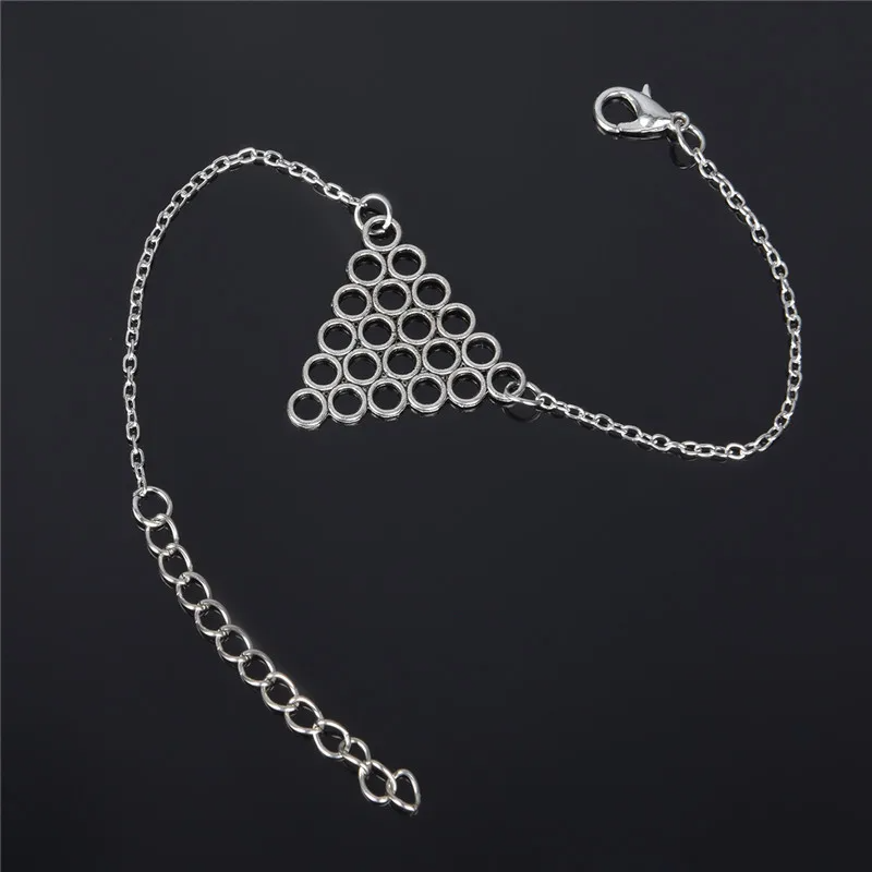 SobPai Women's Triangular Design Bracelet - Trendy and Affordable Unisize Bracelet for Stylish Women in Bangladesh - Image 3